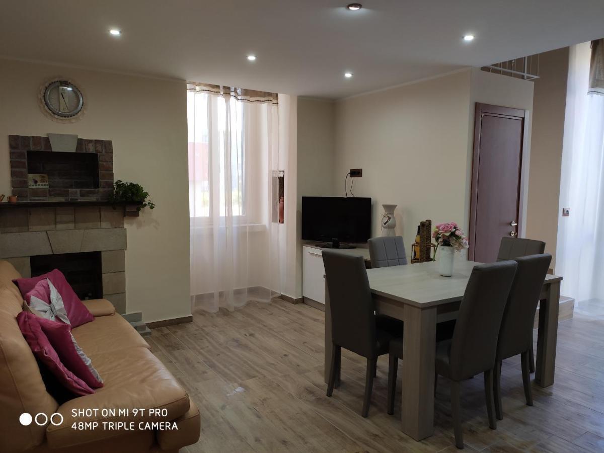 La Casa Delle Sorprese Lägenhet Trani Exteriör bild